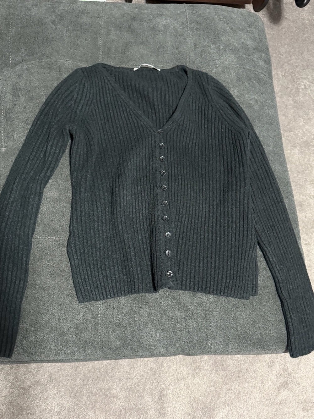 A&F V Neck Sweater